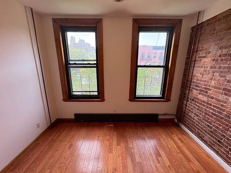 401 E 115th St #2N — Photo 16