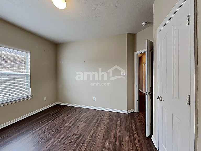 28914 Hidden Lake Ct W — Photo 14