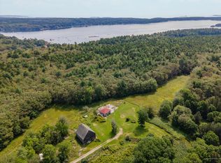 63 Giles Rd, Boothbay Harbor, ME 04538