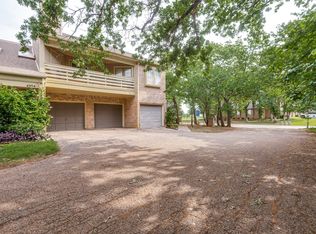 4502 Forestgate Dr, Arlington, TX 76017
