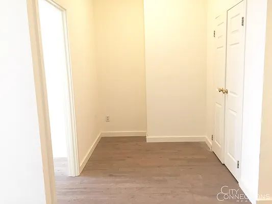 Rented by City Connections Realty | media 22