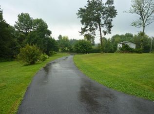 2242 Sportsman Club Rd, Newark, OH 43055