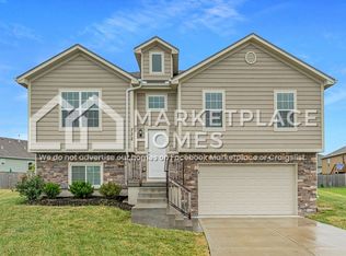 732 S Cherry St, Gardner, KS 66030