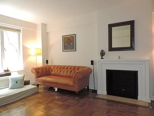 Rented by essential NEW YORK Real Estate | media 18