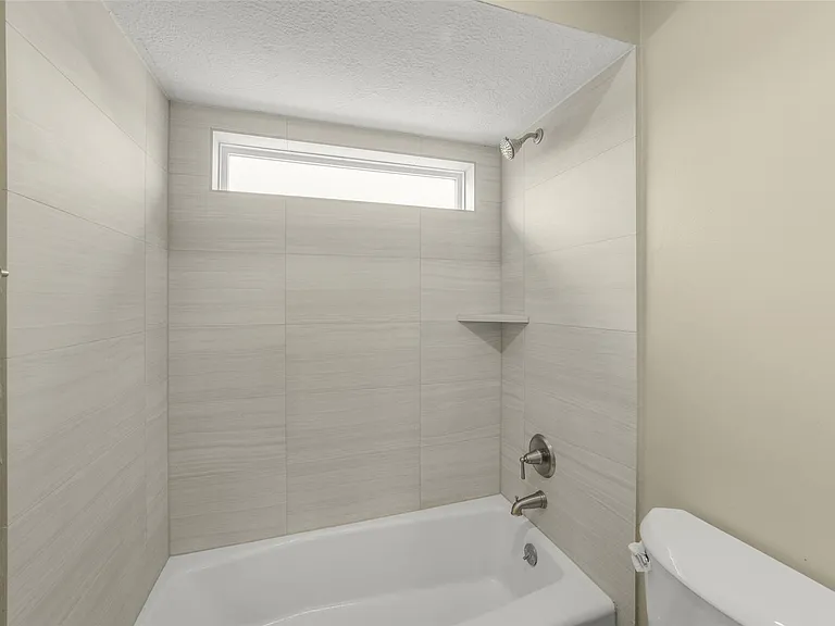 4138 Club Valley Dr — Photo 10