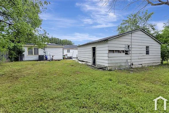 3604 Sydney St — Photo 22