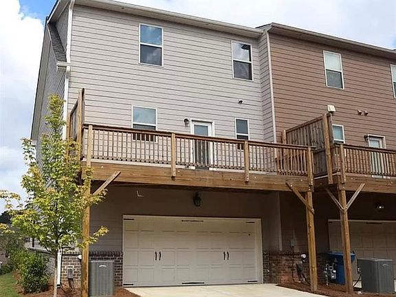 4th image of 3628 Hidden Valley Cir