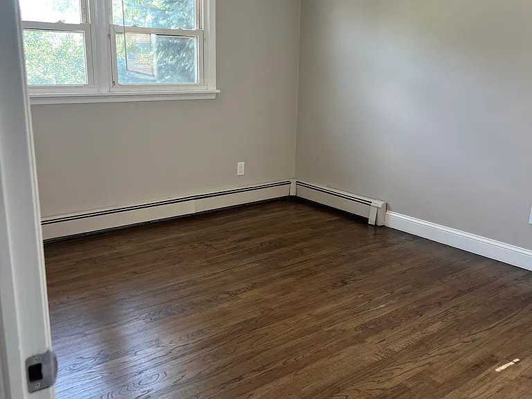 Floor — Photo 10
