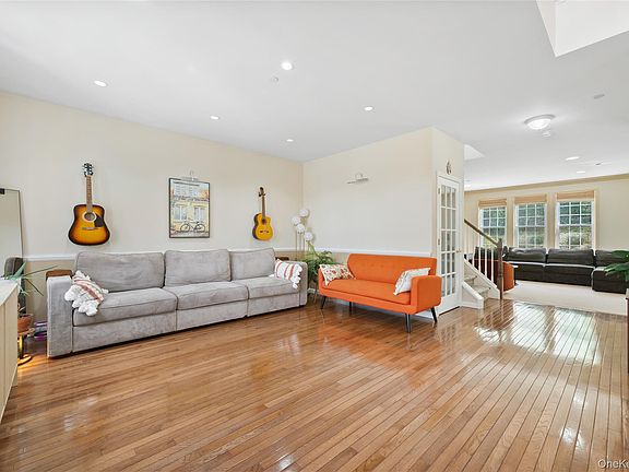 3rd image of 26 Bellefair Road