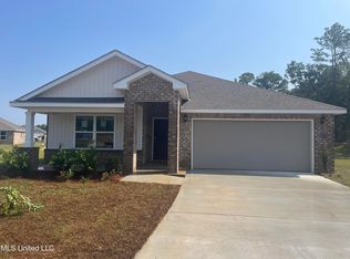 18179 Bloomfield Cv, Gulfport, MS 39503