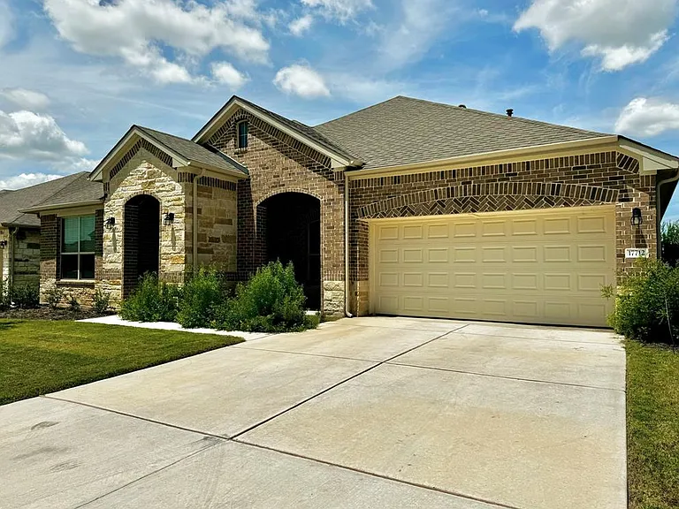 17712 Gilberto Dr — Photo 21