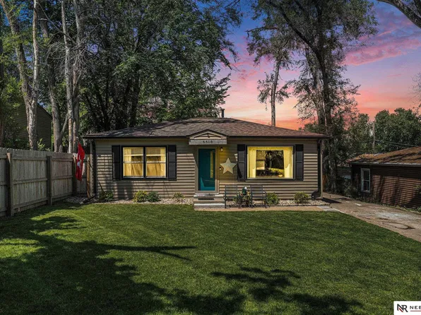 6618 B St, Omaha, NE 68106