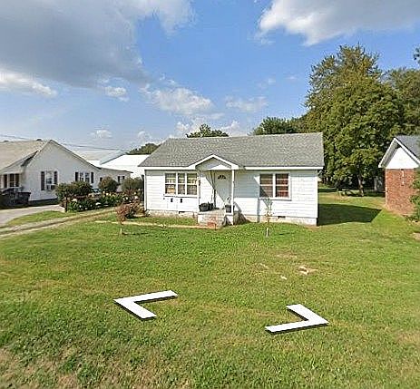 1st image of 6097 Woodville Rd