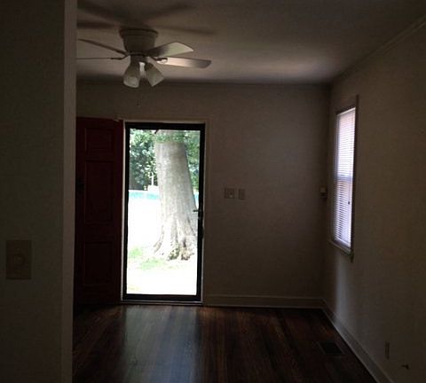 3rd image of 3164 N Lafayette Cir