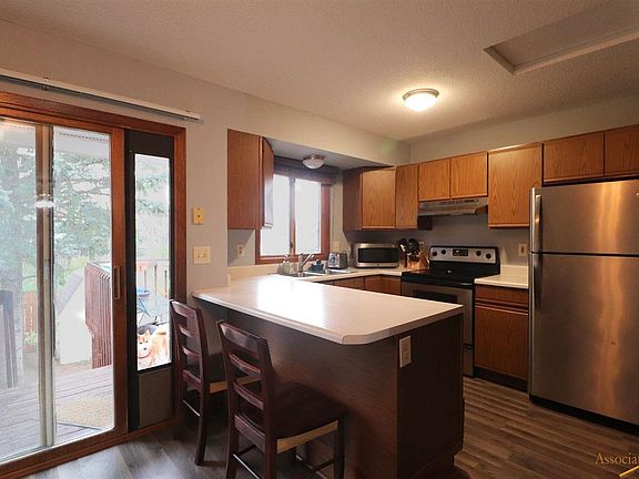3rd image of 3949 Winfield Ct