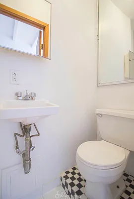 Rented by City Connections Realty | media 10