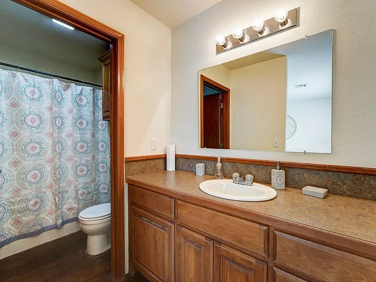 Waters Edge Duplexes — Photo 12