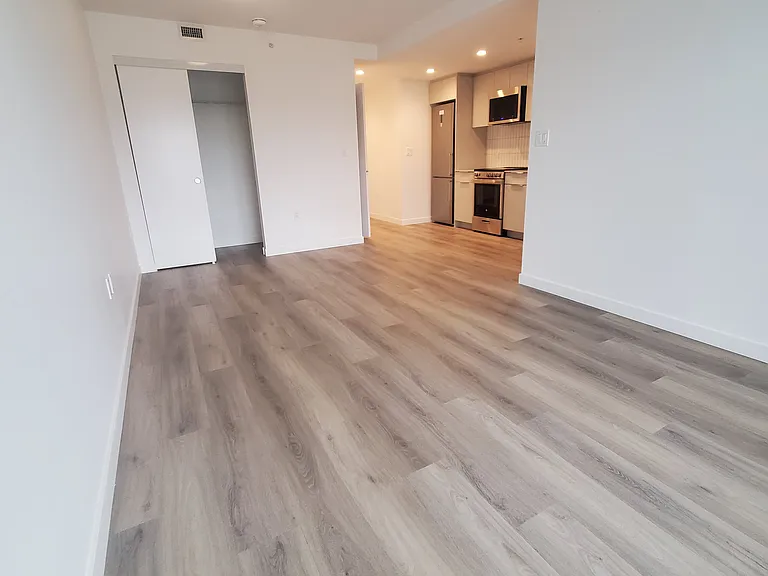 551 Emerson St — Photo 23