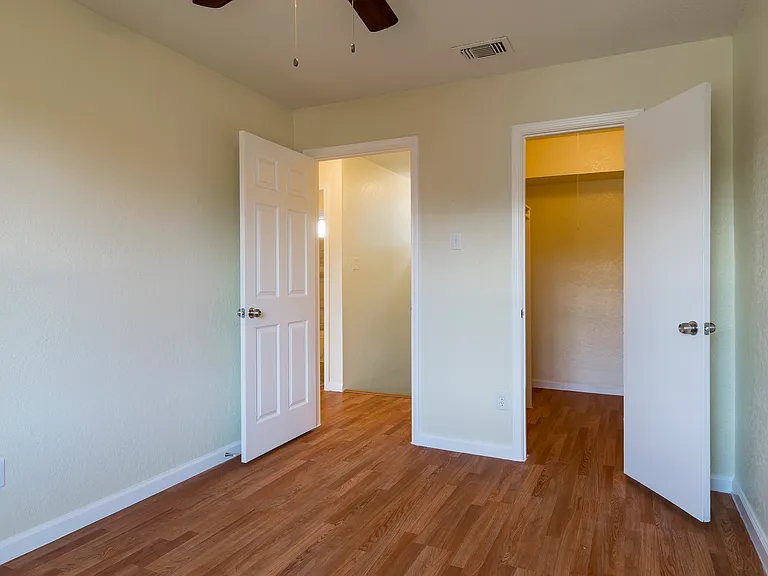 6536 Bronze Leaf Dr — Photo 8