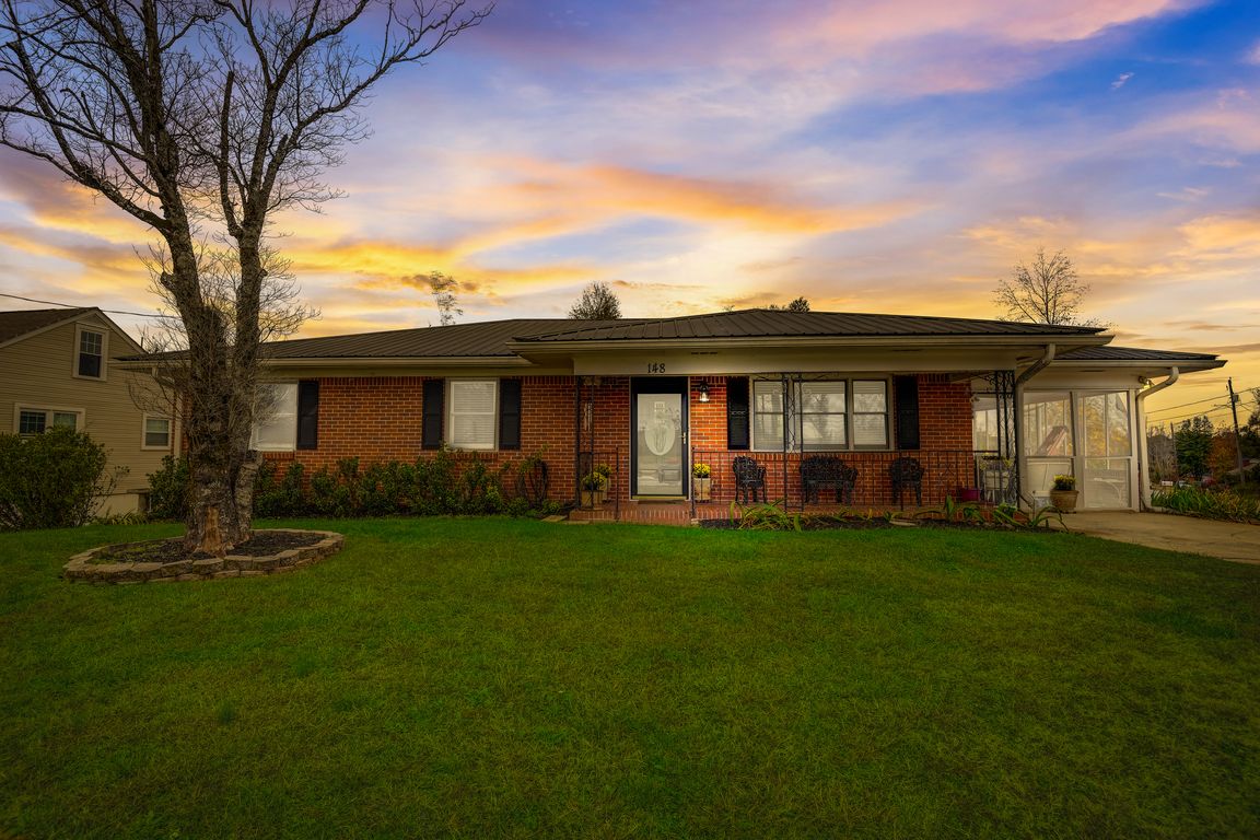 148 Lagrange St, Newnan, GA 30263 MLS 20166482 Zillow