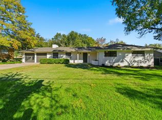 208 W Park Ave, Weatherford, TX 76086