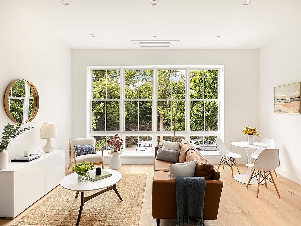 1st image of 282 17th St #2