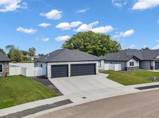 1512 Bird Farm Dr, Jerome, ID 83338