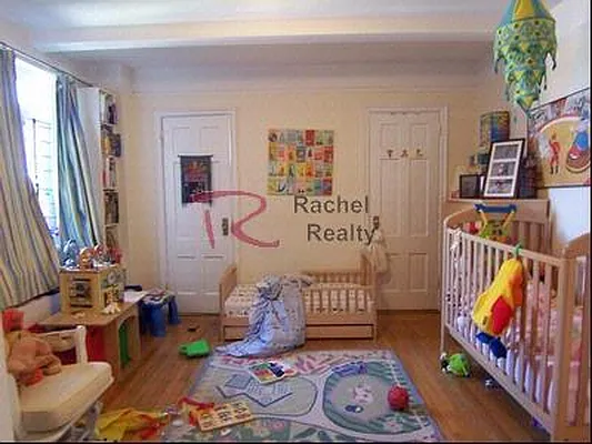 Rented by Rachel Realty | media 10