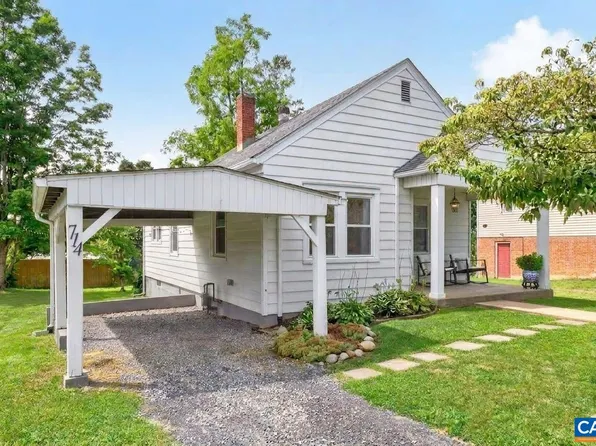 714 Gypsy Ave, Staunton, VA 24401