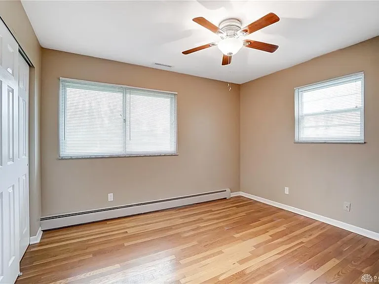 2108 N Fairfield Rd — Photo 21