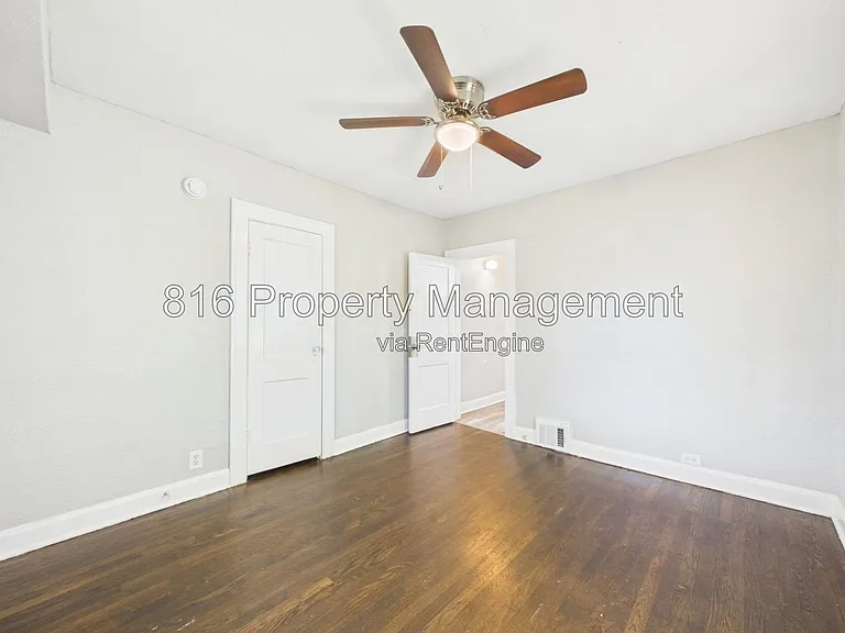 5127 Olive St — Photo 19