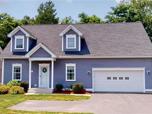 7 Chapman Chase #7, Windsor Locks, CT 06096