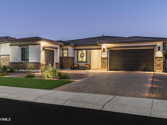 4th image of 3051 E FLINTLOCK Drive