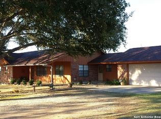 114 Ranch Rd, Adkins, TX 78101