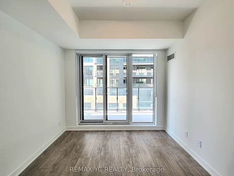 543 Richmond St W #915 — Photo 5