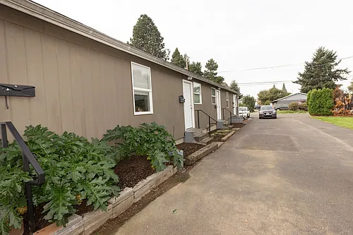 4740 NE 99th Ave Photo 1