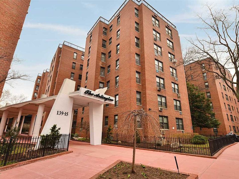 1st image of 13915 83rd Ave APT 121