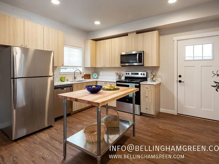 4115 Prince Ct #201 — Photo 13