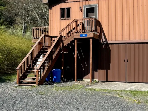 (undisclosed Address), Saylorsburg, PA 18353