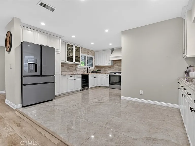 16751 Londelius St — Photo 11