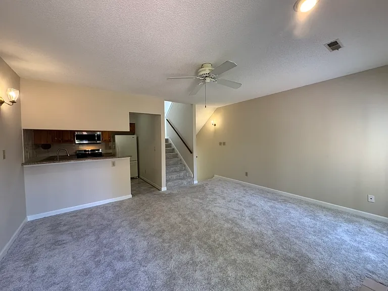 639 Todd Trl — Photo 5