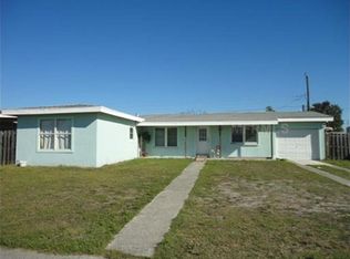 21660 Edgewater Dr, Pt Charlotte, FL 33952