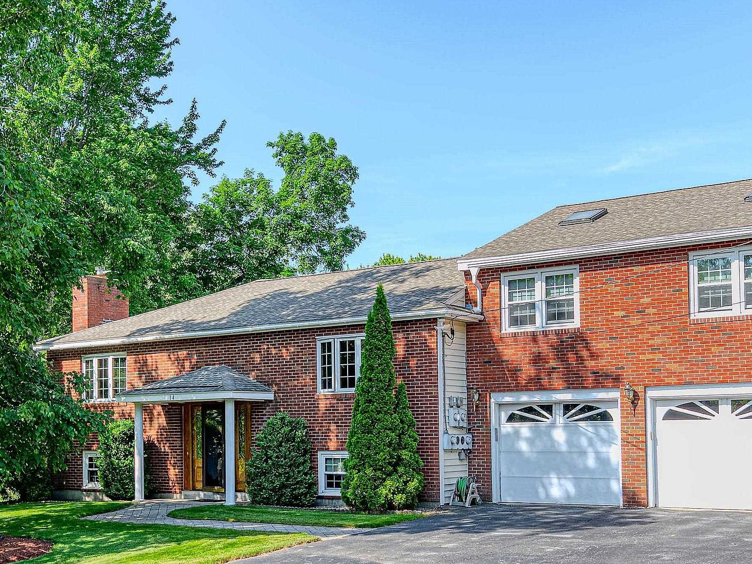 14 Johns Drive, Hooksett, NH 03106 Zillow