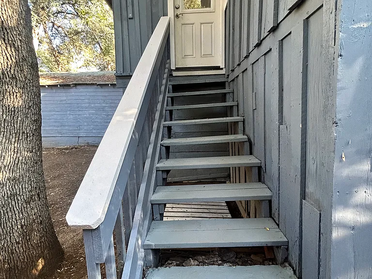 Main bedroom porch stairs.