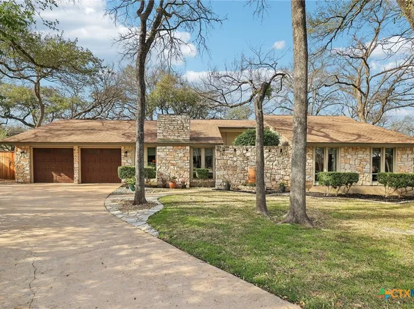 8904 Roxborough St, Austin, TX 78729