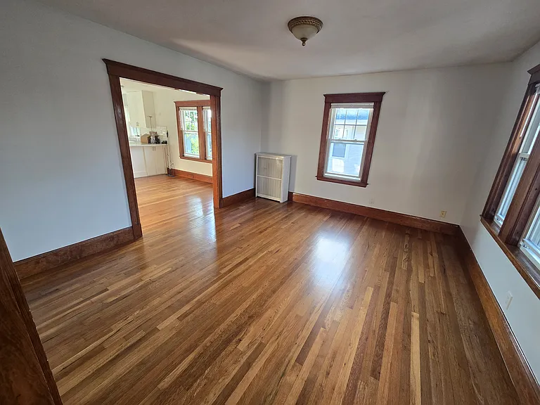 17 Milton Ave #2 — Photo 6