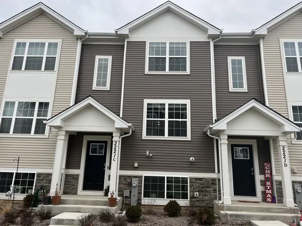 2221 Sassafras Way Unit # C, Wonder Lake, IL 60097