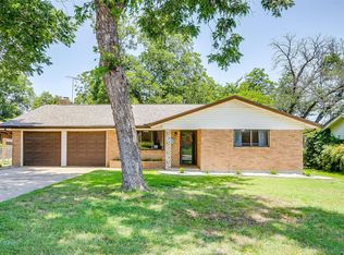 3621 Cimmaron Trl, Fort Worth, TX 76116