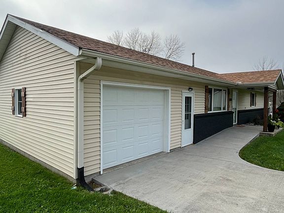 2nd image of 1510 Daily Rd