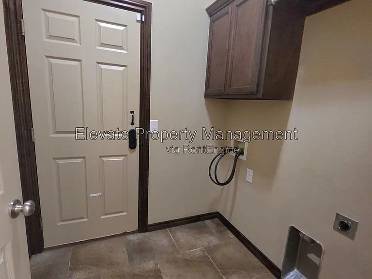 2200 Kintyre Rd — Photo 29